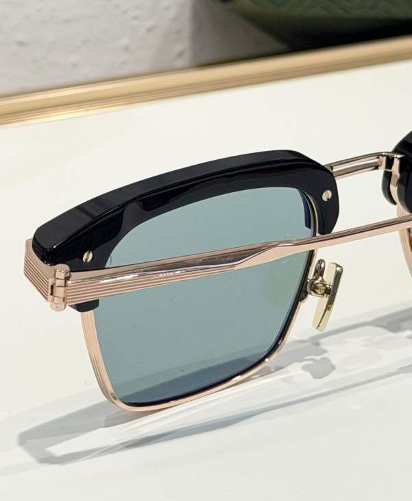 Picture of Akoni Sunglasses _SKUfw80477134fw